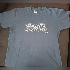 Supreme men’s tee size L authentic
